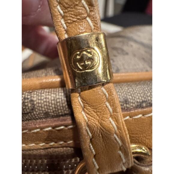 Vintage Gucci Micro GG Supreme Shoulder Bag In Tan - Picture 9 of 16